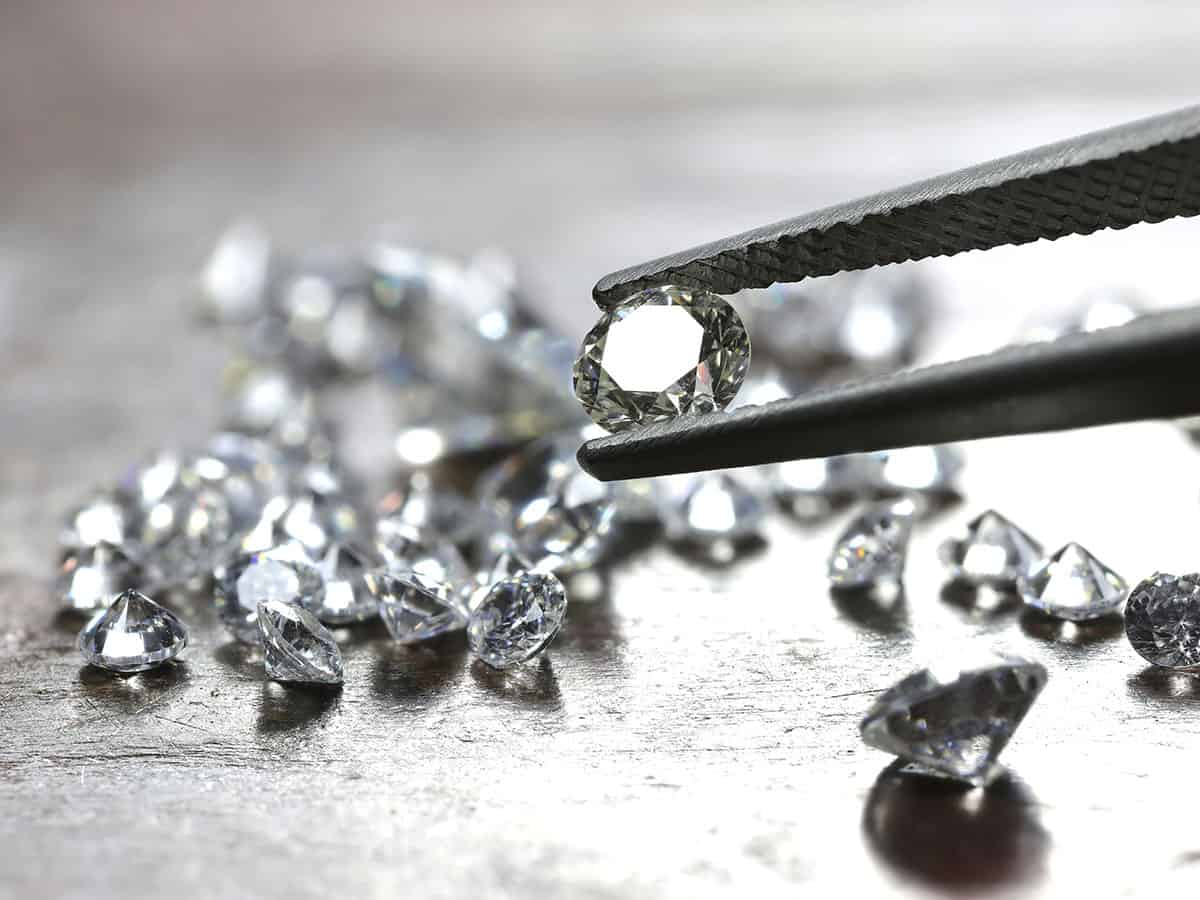 Hurdles in importing diamonds pose a quantum block to research ambition